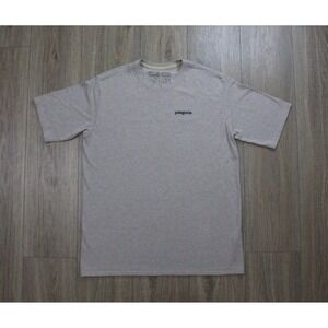 Patagonia Men's Sz L Line Logo Ridge Pocket Responsibili-Tee:‎ Gray